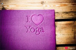 Ваш логотип на коврике для йоги!