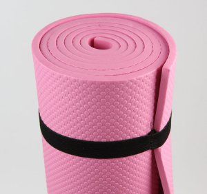 Из какого материала лучше выбрать коврик для йоги?